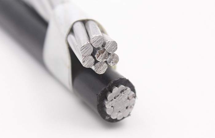 
                                 Niederspannung PET oder XLPE service-Absinken ABC-Aluminium-Kabel der Isolierungs-2*4AWG Duplex                            