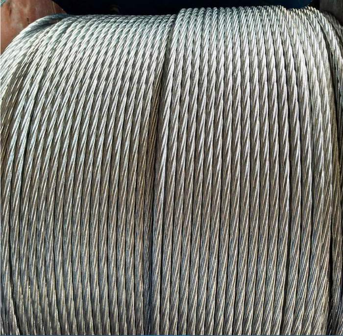 
                                 Il filo galvanizzato del filo di acciaio del tipo del TUFFO caldo di formato 1*7 1*19 1*37                            