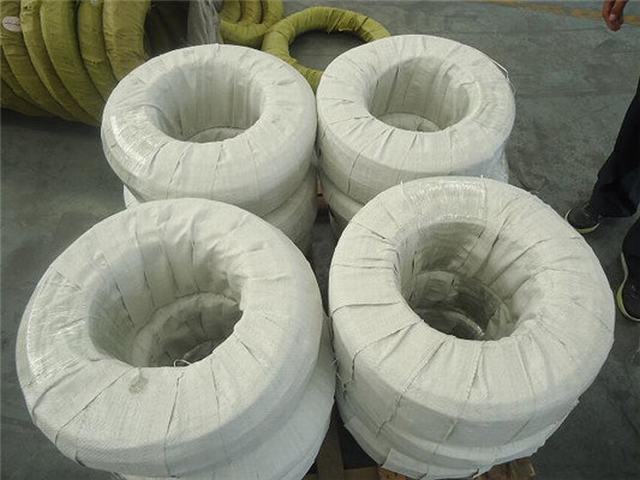 
                                 Guaina in nylon isolata in PVC Con Conduttore in rame 1/0AWG, Filo Thhn 600V                            
