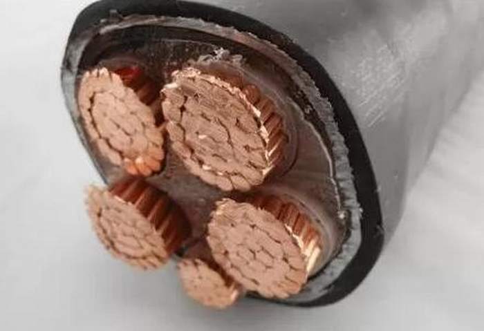 
                                 185 de 4 núcleos Sqmm con la masa de 95 mm2 1kv Vehículos blindados de cinta de acero Armord Cable Eléctrico Cable de cobre XLPE                            