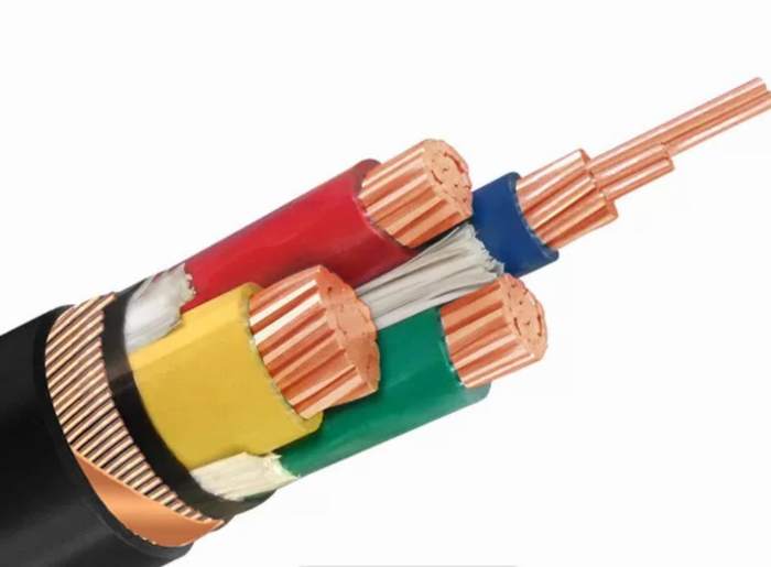 
                                 Los cables aislados con PVC personalizadas 600 / 1000 V tensión nominal con tres de la mitad Core                            