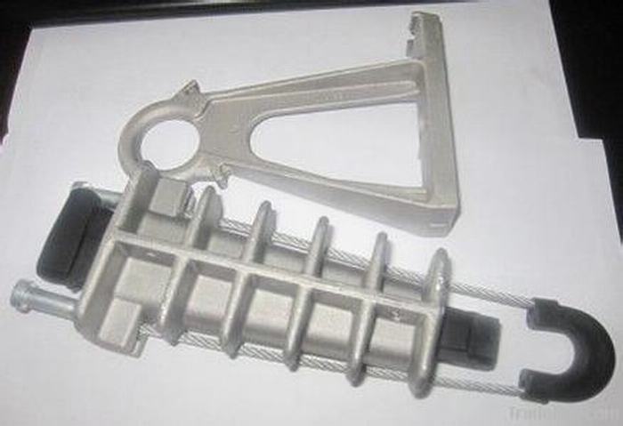 
                                 Les colliers de serrage des colliers d'ancrage de tension pour 2 ou 4 conducteurs isolés                            