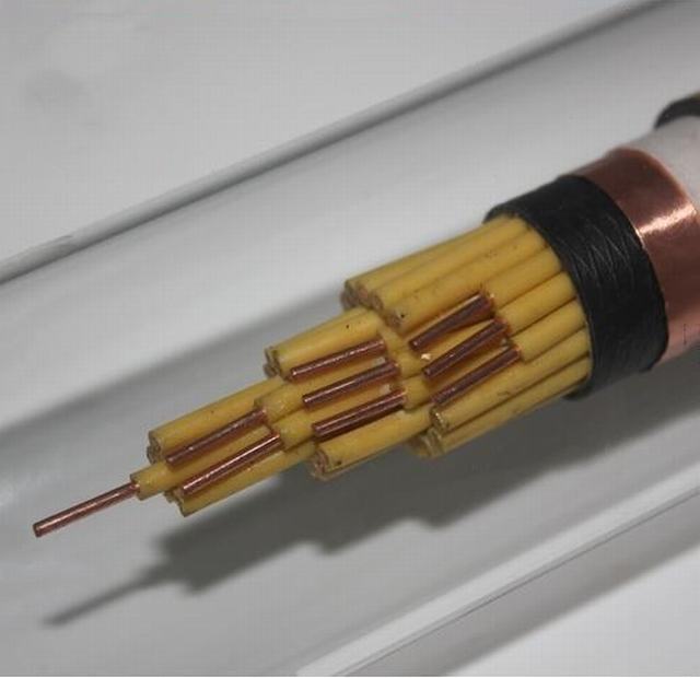  6-35 il conduttore di rame resistente al fuoco XLPE di tensione media di chilovolt ha isolato il cavo elettrico inguainato PVC