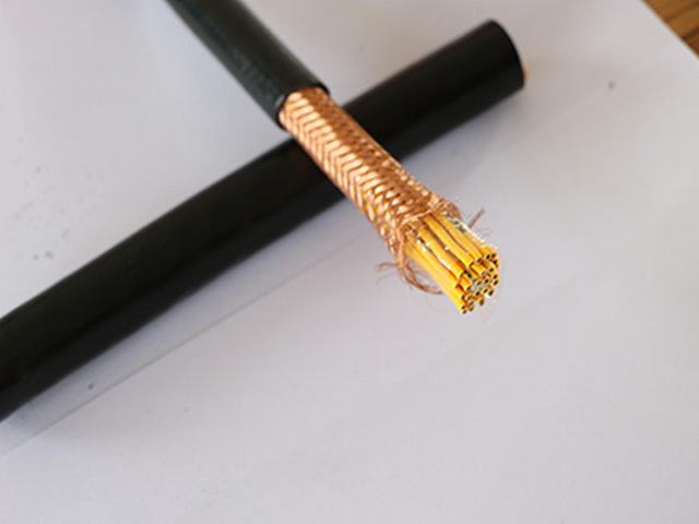 
                                 Cobre flexível Conductor retardante de chama com isolamento de PVC folha de alumínio Shield fio entrançado de cabos de comando/cabo                            