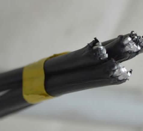  Kv 0.6/1Cu/câble d'alimentation en polyéthylène réticulé 11kv fil en acier câble d'alimentation Câble d'alimentation blindés