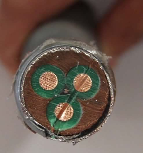  3*13mm gepanzertes NBR umhüllt ringsum elektrisches versenkbares Öl-Pumpen-Energien-Kabel