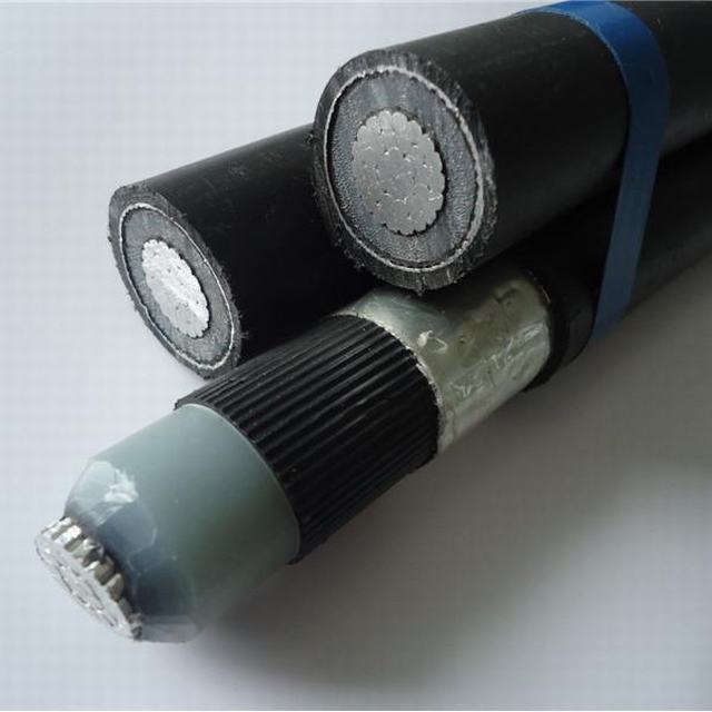 
                                 12/20 (24) Kv XLPE longitudinal de tres núcleos aislados de cinta de aluminio cable subterráneo                            