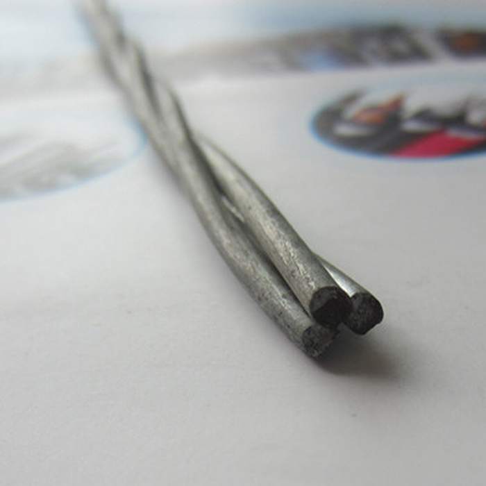 
                                 3/2.64mm de fil en acier galvanisé- Fil de terre pour le marché de l'Ouganda                            