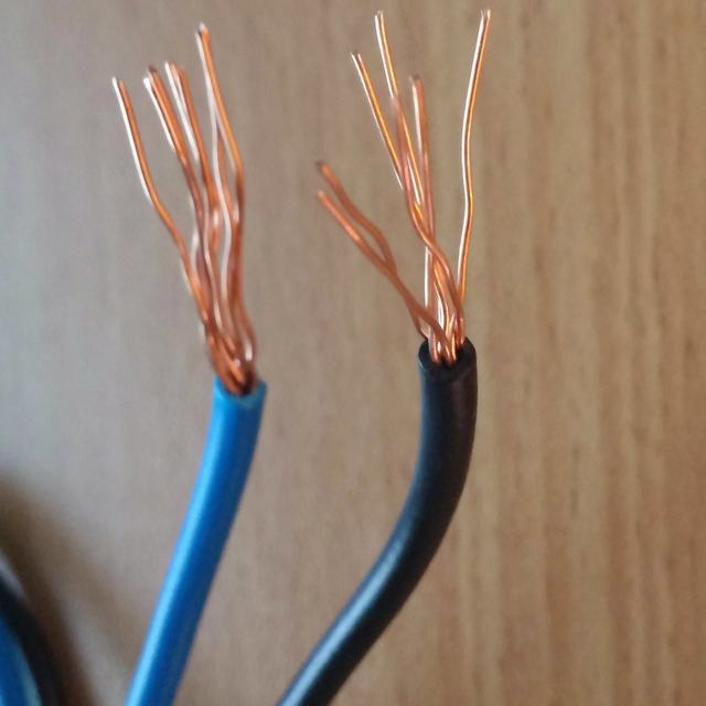  7 Conductor de cobre trenzado de cables eléctricos aislados en PVC